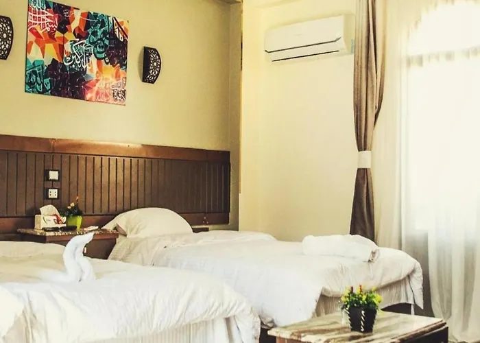 Room In Condo - Dahab Motel, Triple Room With 3 Beds Walking Distance To The Beach * Dahab